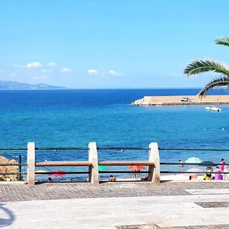 Casetta Al Mare Alojamento de Acomodação e Pequeno-almoço Isola Rossa (Sassari)