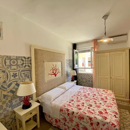Casetta Al Mare Alojamento de Acomodação e Pequeno-almoço Isola Rossa (Sassari)