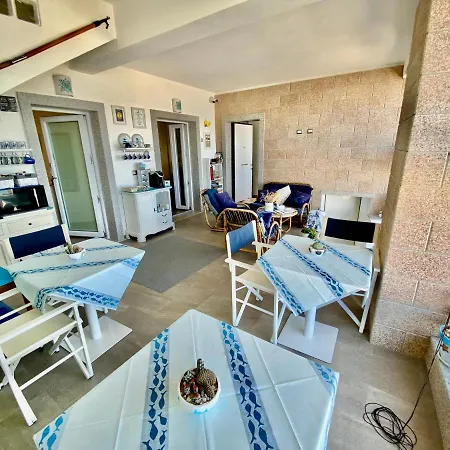 Casetta Al Mare Alojamento de Acomodação e Pequeno-almoço Isola Rossa (Sassari)