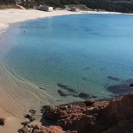 Casetta Al Mare 이솔라 로사