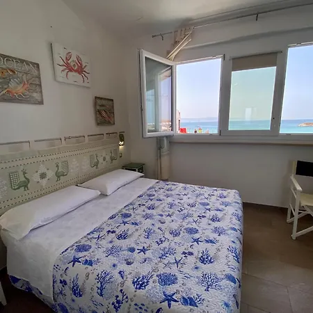 Casetta Al Mare فندق مبيت وإفطار ايزولا روسا